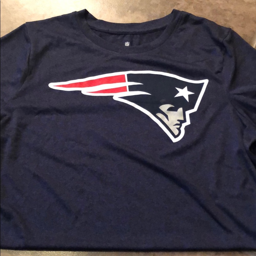 Patriots dry fit tee